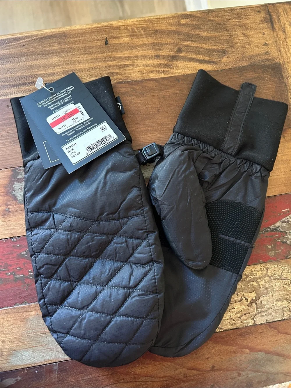 Sleekheat gloves, new with tags